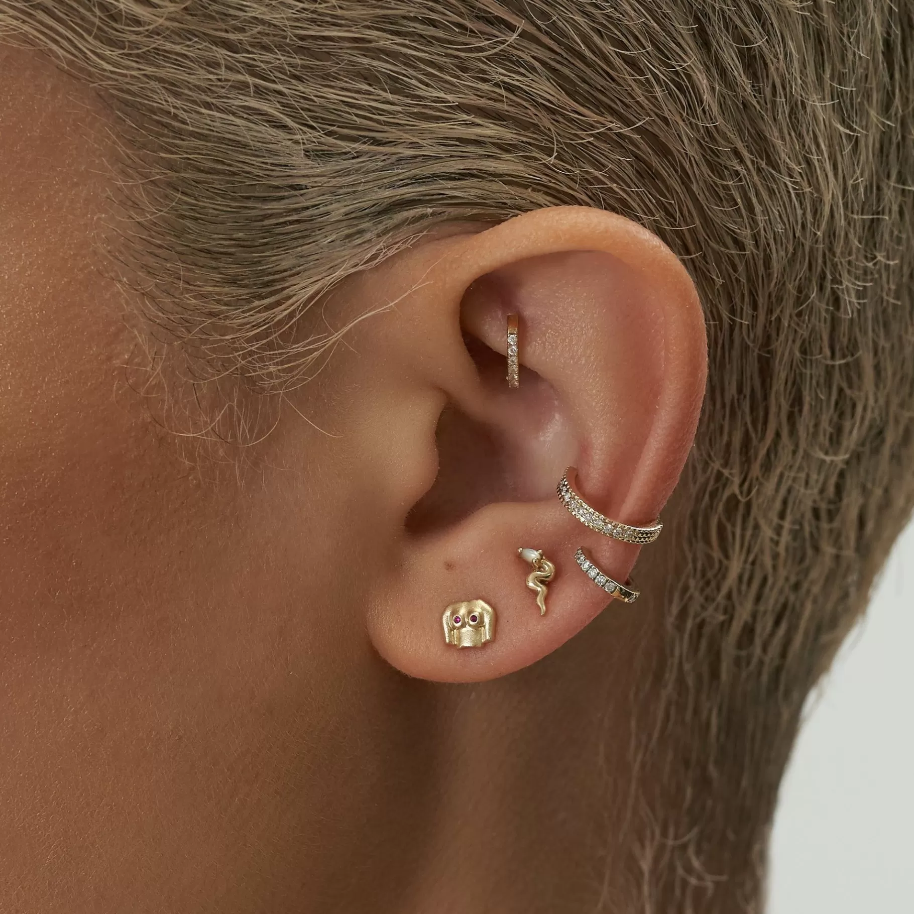 Anissa Kermiche Des Boucles D'Oreilles>Goujon De Fous De Rubis
