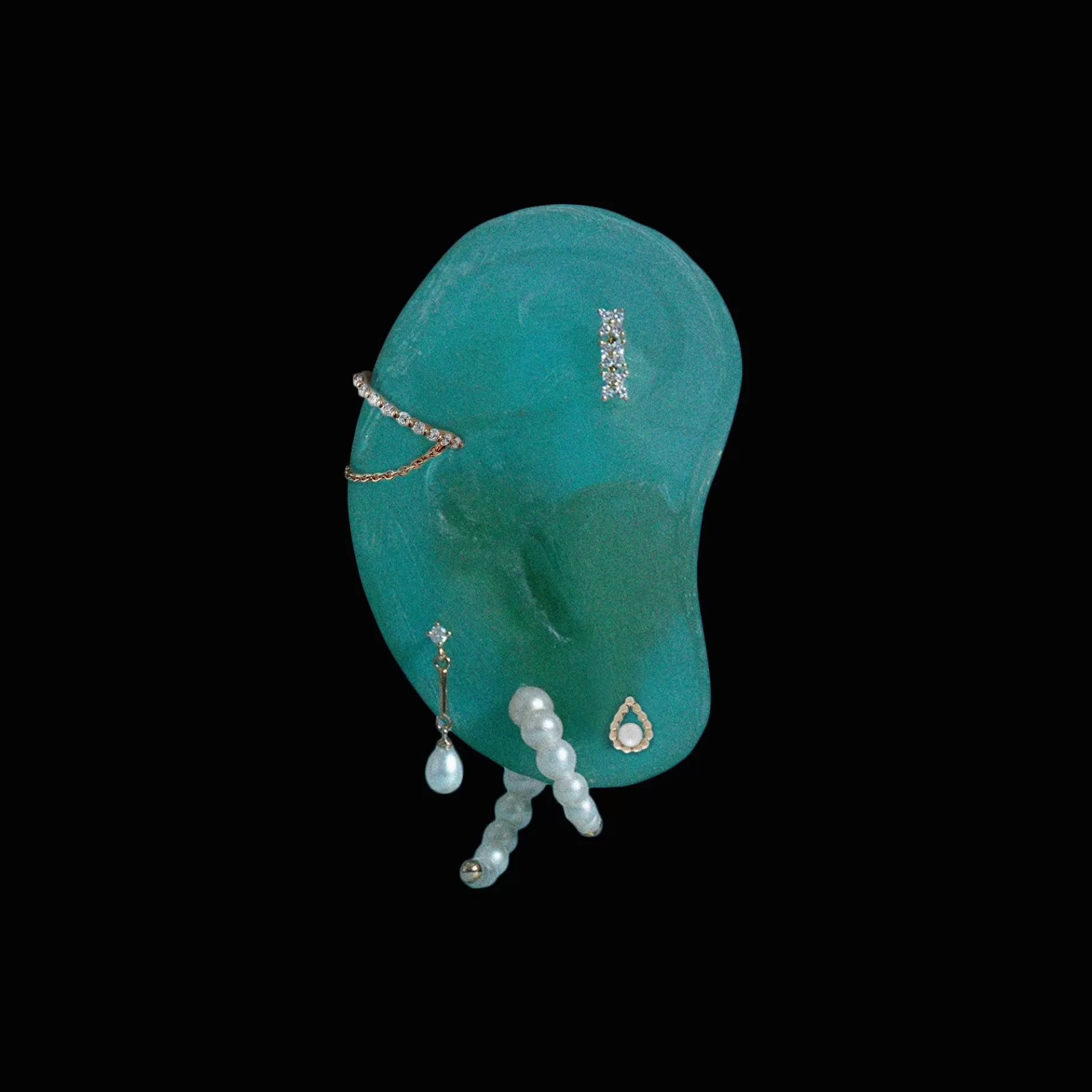 Anissa Kermiche Des Boucles D'Oreilles>Goujon En Forme De Larme